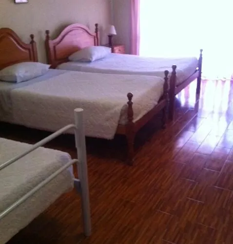 Quinta Fonte Do Corvo * ليريا